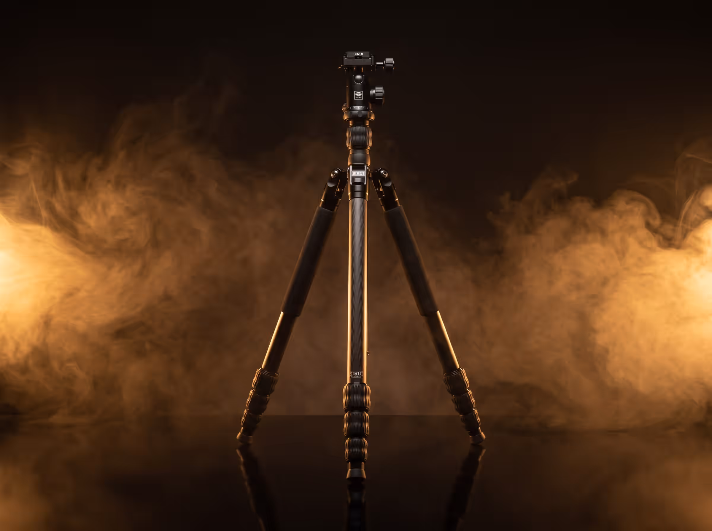 SIRUI Carbon Fiber Traveler Tripod – Professional Video Tripod - Image 1